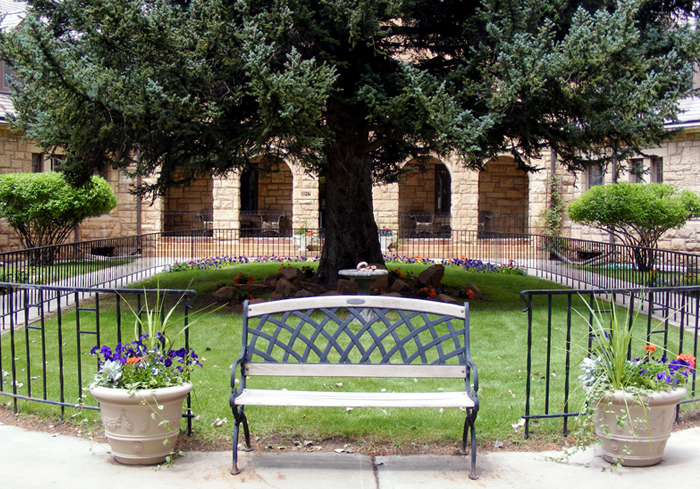 A photo of Ivinson Home for Ladies' exterior.